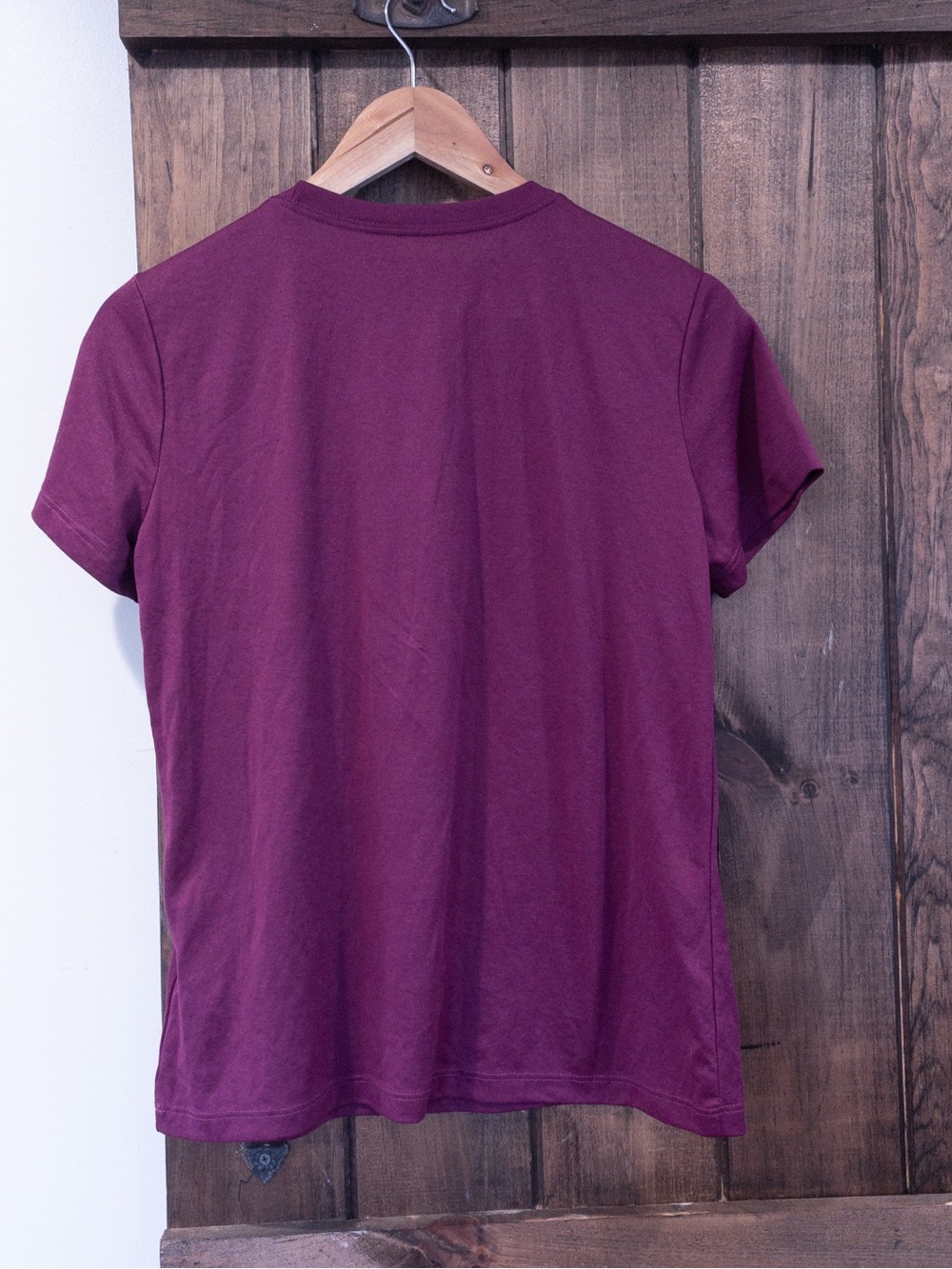 Nike Dri-Fit The Nike Tee Plum Maroon Swoosh Logo Medium - Picture 6 of 9